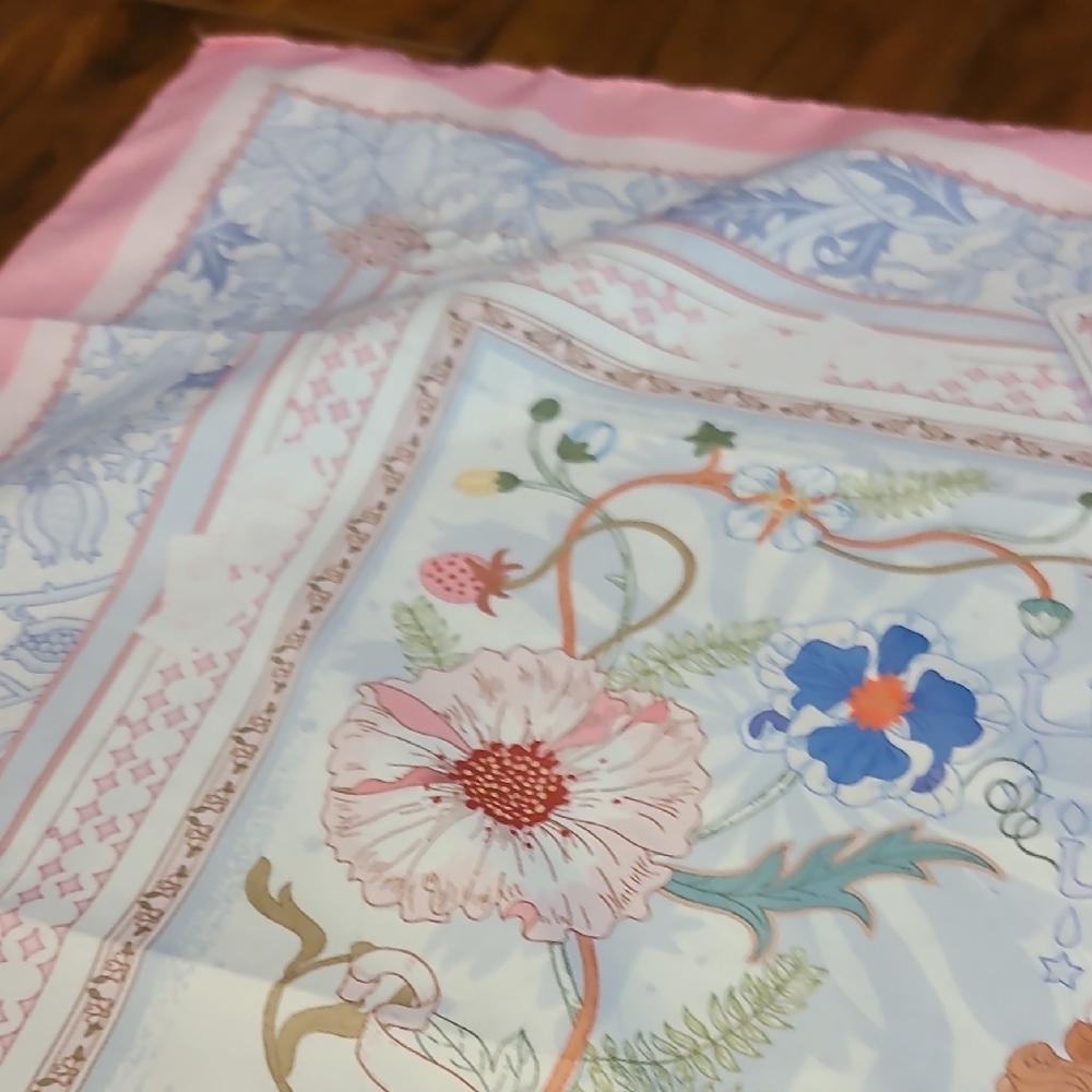 Floral and Tea Party Themed Scarf - Picture 6 of 7